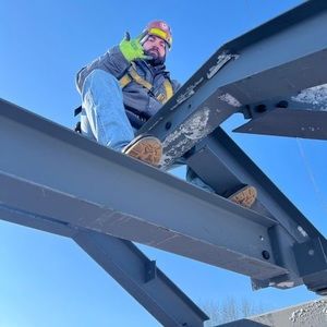 Meet your Posher, Logan